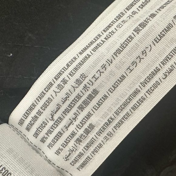 Abercrombie Vegan Leather Pants 90s Straight Curve Love Black 29 8 Extra Short - Picture 6 of 6